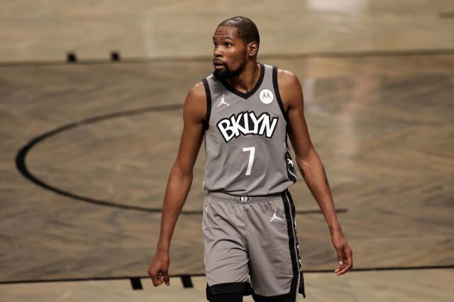 开云品牌-杜兰特再次接受扫描检查 纳什：距离复出还有几周